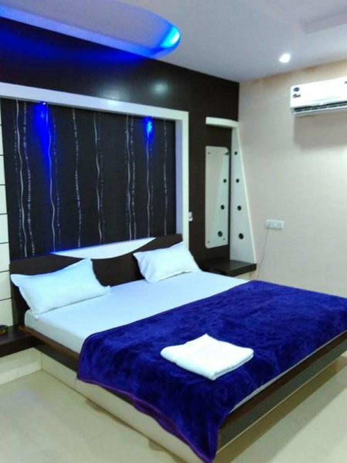 Hotel Blue Star Datia Luaran gambar